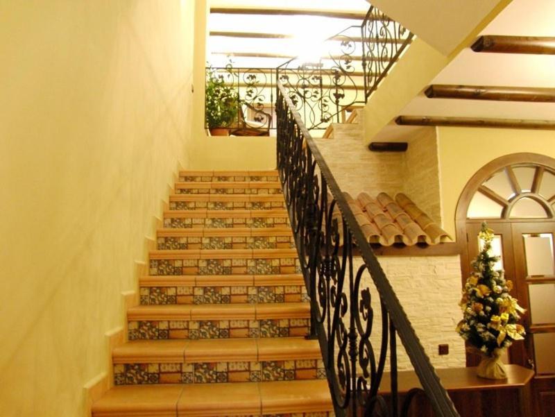 Hotel El Romeral Almaden de la Plata Ngoại thất bức ảnh